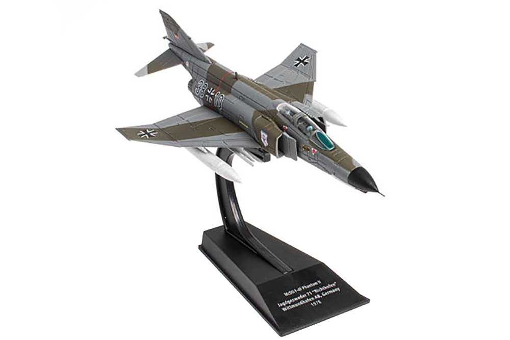 MCDONNELL DOUGLAS F-4F PHANTOM II JAGDGESWADER 71 RICHTHOFEN GERMANY 1978 (МОДЕЛЬ 158Г 16,5X24,7X6СМ)