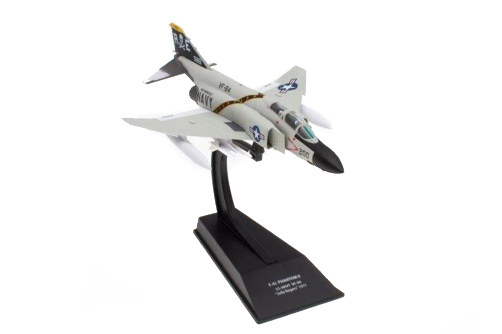 MCDONNELL DOUGLAS F-4J PHANTOM II US NAVY VF-84 JOLLY ROGERS 1971 (МОДЕЛЬ 176Г 16,5X25X6,25СМ)