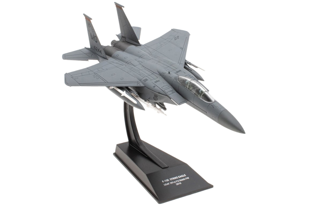 MCDONNELL DOUGLAS F-15E "STRIKE EAGLE" USAF 391 FIGHTER SQUADRON 366 FIGHTER WING 2010 (МОДЕЛЬ 248Г 16,5X25X6,25СМ)