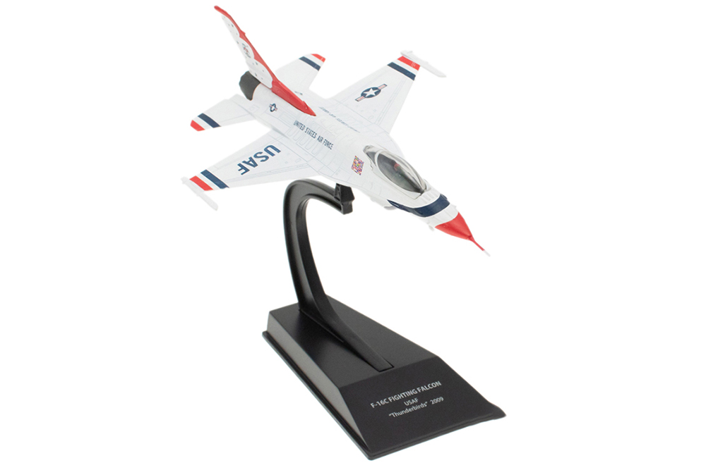 GENERAL DYNAMICS F-16C "FIGHTNING FALCON" USAF "THUNDERBIRDS" 2009 (МОДЕЛЬ 149Г 16,5X25X6,25СМ)