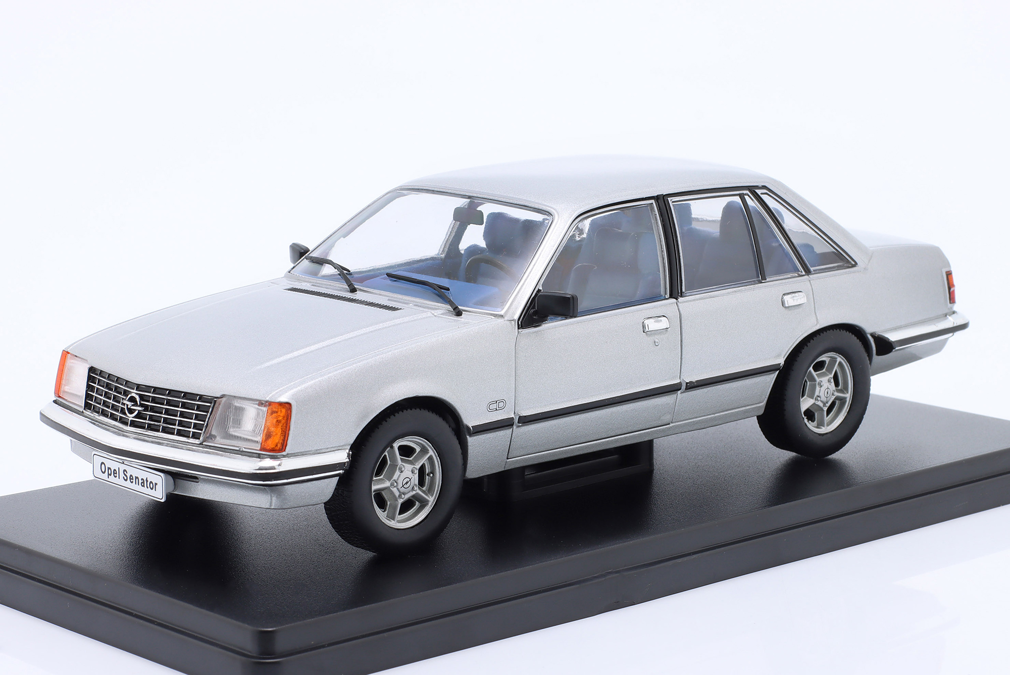 OPEL SENATOR 3.0 E YEAR 1978 SILVER / ОПЕЛЬ СЕНАТОР 3 СЕРЕБРИСТЫЙ