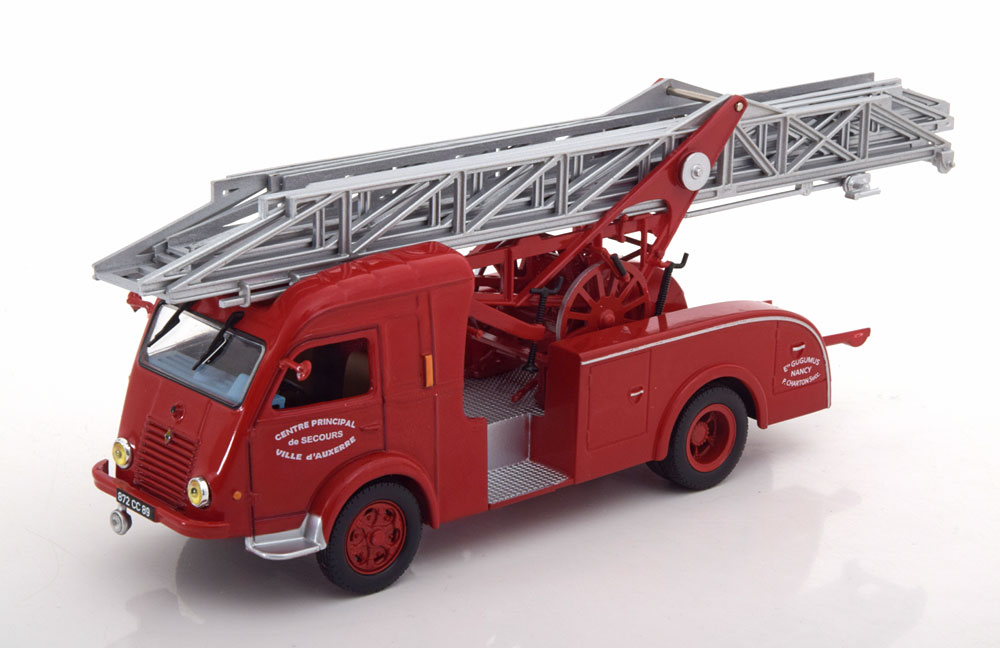 RENAULT GUGUMUS DREHLEITER FIRE ENGINE AUXERRE 1960