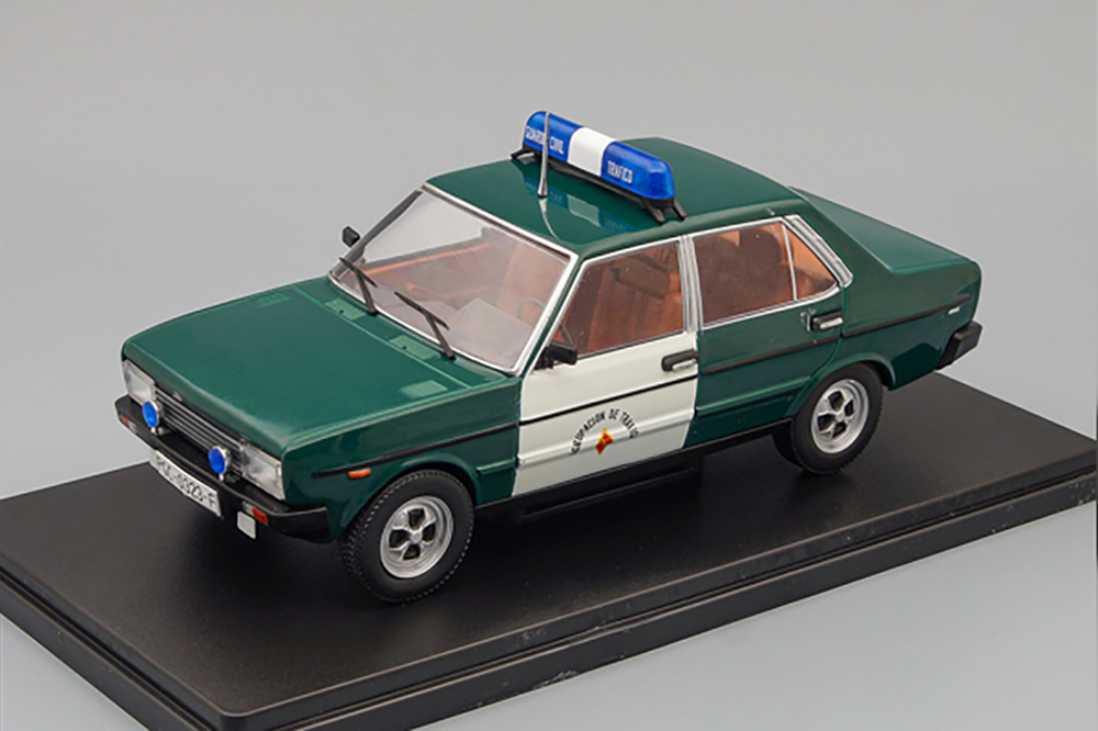 SEAT 131 SUPERMIRAFIORI POLICIA 1978, GREEN / WHITE