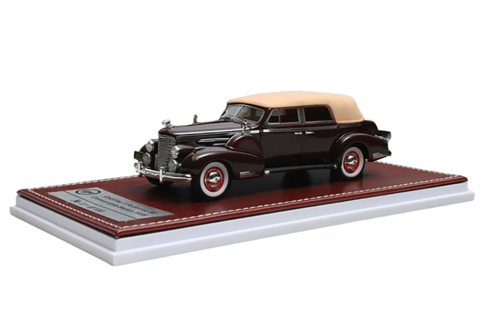 CADILLAC V16 SERIES 90 CONVERTIBLE SEDAN 1938 MAROON