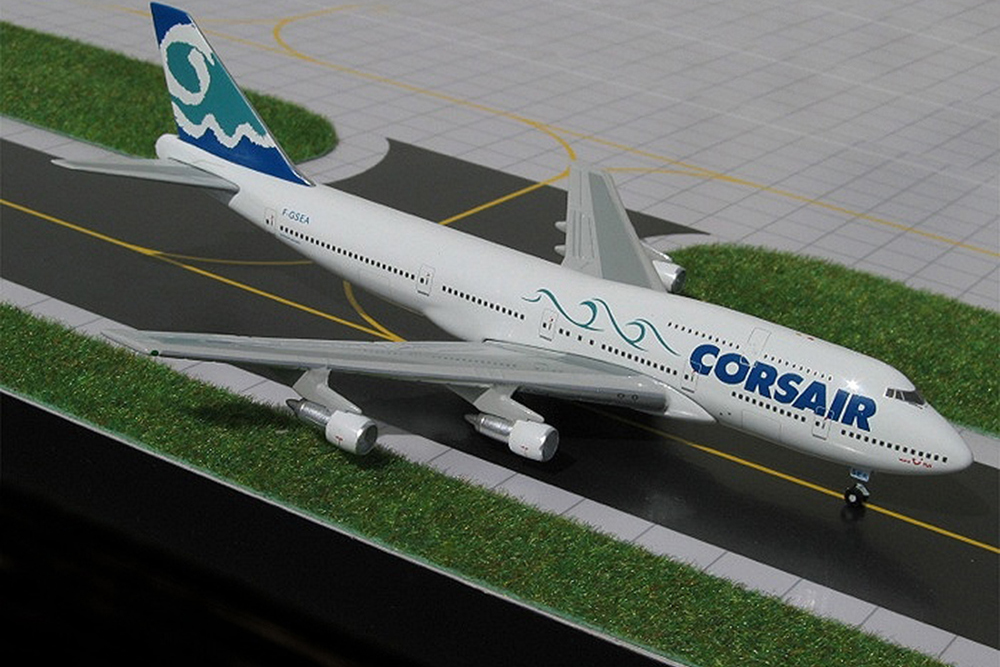 BOEING B 747-312 CORSAIR F-GSEA (ДЛИНА 17,66 СМ)