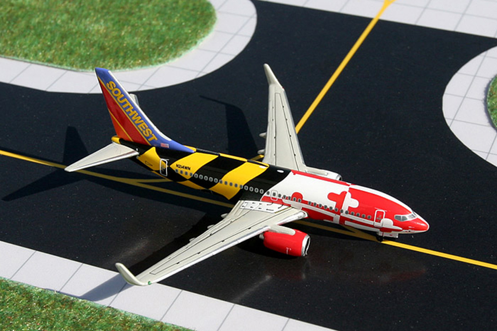 BOEING B 737-7H4WL SOUTHWEST AIRLINES N214WN "MARYLAND ONE" (ДЛИНА 8,40 СМ)