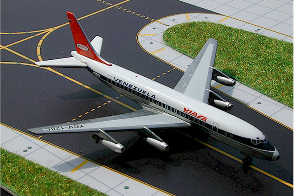 DOUGLAS DC-8-32 VIASA YV-128C (ДЛИНА 11,47 СМ)