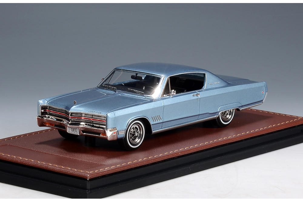 CHRYSLER 300 1968 SKY BLUE METALLIC
