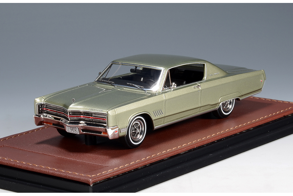 CHRYSLER 300 1968 FROST GREEN METALLIC