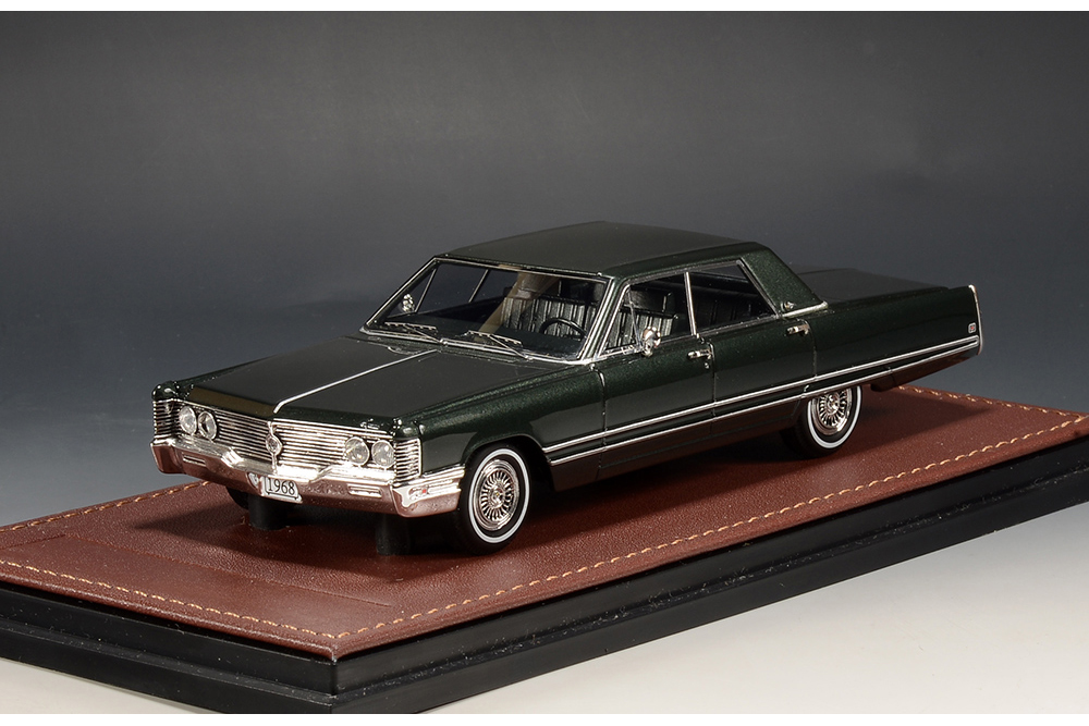 CHRYSLER IMPERIAL LEBARON 1968 FOREST GREEN METALLIC
