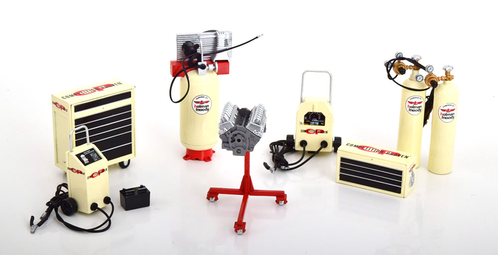 GARAGE HOLMAN MOODY SHOP TOOL SET WHITE RED / НАБОР ДЛЯ РЕМОНТА АВТОМОБИЛЕЙ