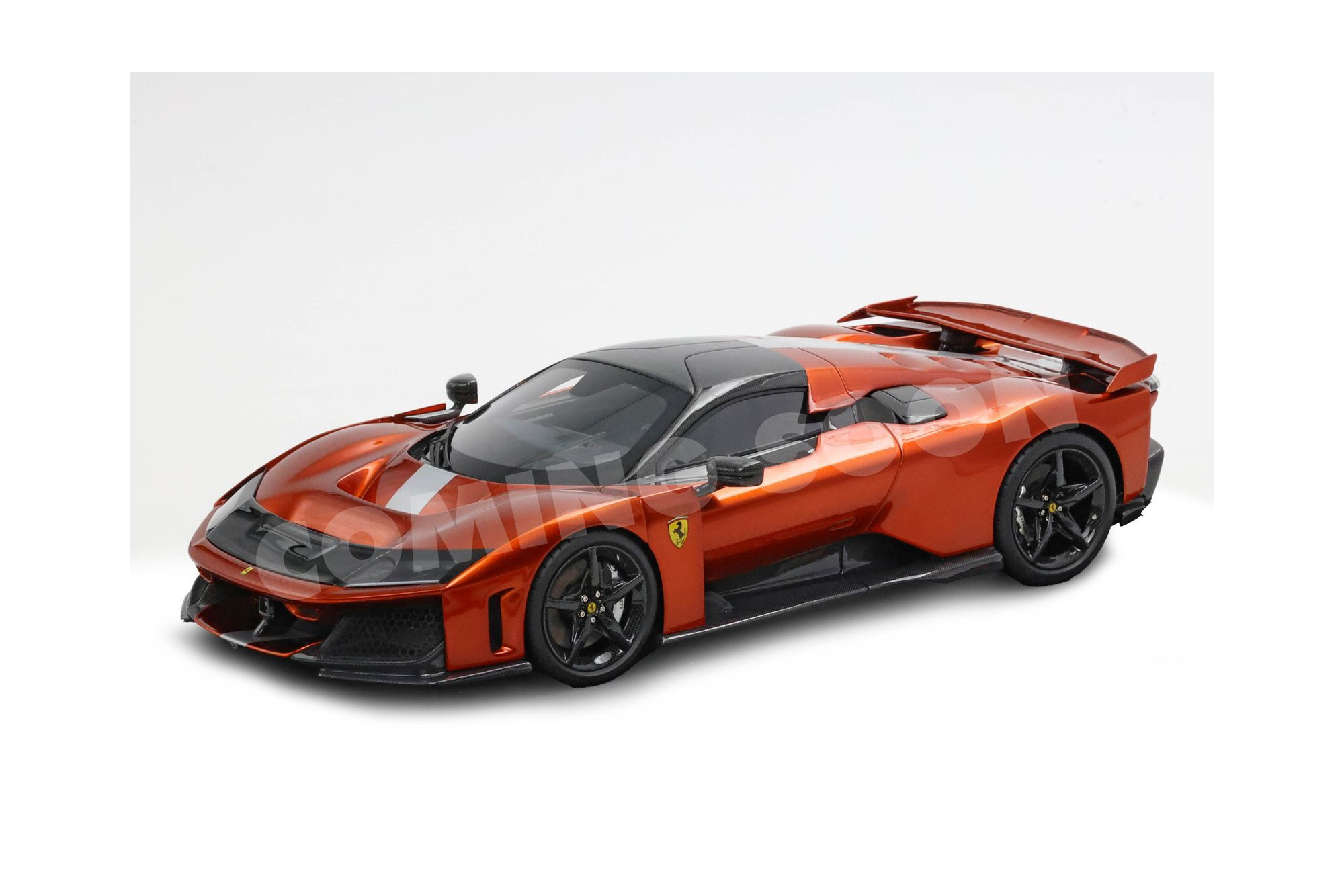 FERRARI F80 METAL DIECAST FULL OPEN RAME MICA WITH CARBON WHEELS - POLYFOAM PACK / ФЕРРАРИ Ф80 МЕТАЛ МИКА КАРБОН КОЛЕСА 1:18 ЧЕРНЫЙ