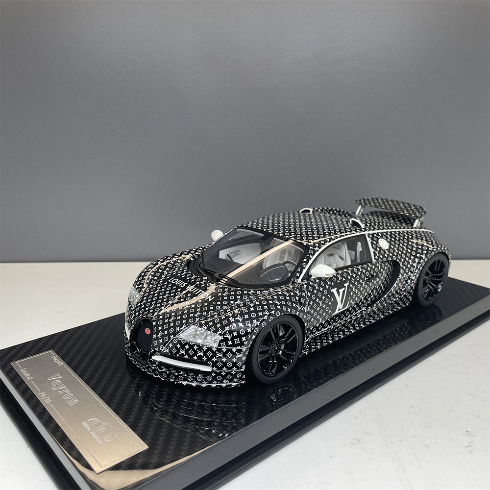 BUGATTI VEYRON  LOUIS VUITTON BLACK LUMINOUS / БУГАТТИ ВЕЙРОН ЧЕРНЫЙ ЛЮМИНИСЦЕНТНЫЙ (СВЕТИТСЯ В ТЕМНОТЕ)