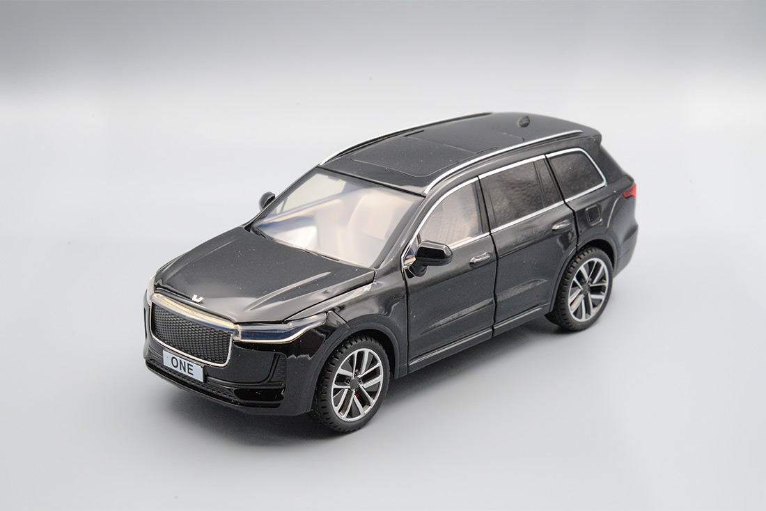 LIXIANG LI AUTO ONE, ЧЁРНЫЙ, 21 СМ