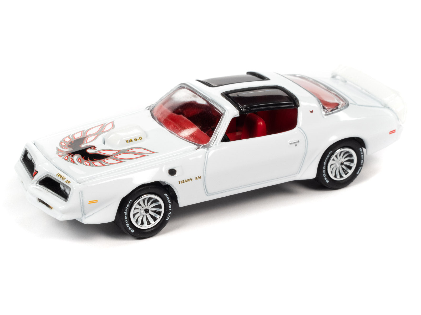 PONTIAC FIREBIRD TRANS AM 1977 CAMEO WHITE / BIRD GRAPHICS (БЕЛЫЙ С ПТИЦЕЙ НА КАПОТЕ) (ДЛИНА МОДЕЛИ 6-10 СМ)