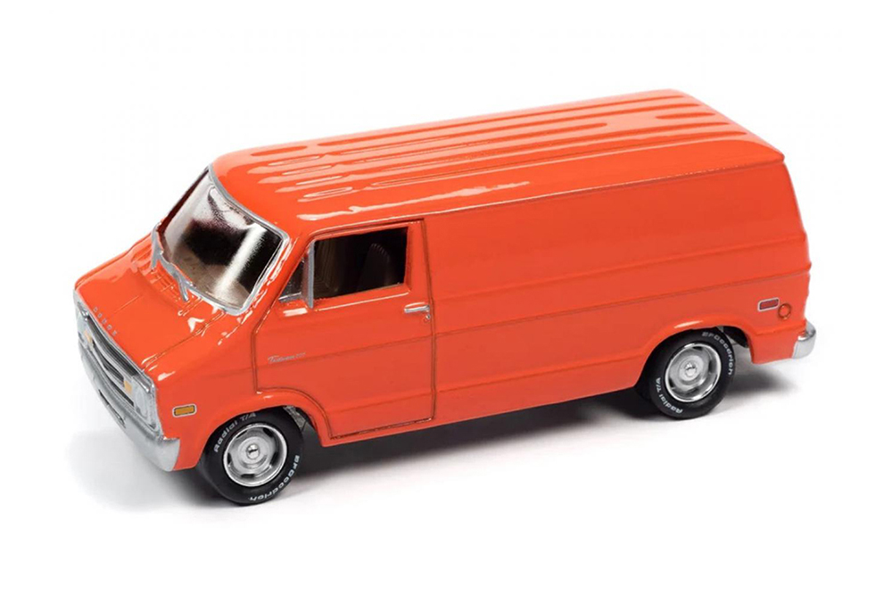 DODGE 1976 TRADESMAN VAN ORANGE / DODGE ТОРГОВЫЙ ВАН 1976 ОРАНЖЕВЫЙ (ДЛИНА МОДЕЛИ 6-10 СМ)