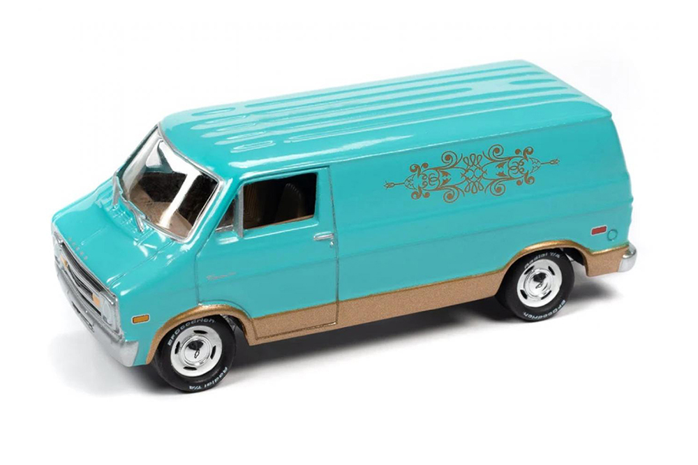 DODGE 1976 TRADESMAN VAN GREEN / DODGE ТОРГОВЫЙ ФУРГОН 1976 ЗЕЛЕНЫЙ (ДЛИНА МОДЕЛИ 6-10 СМ)