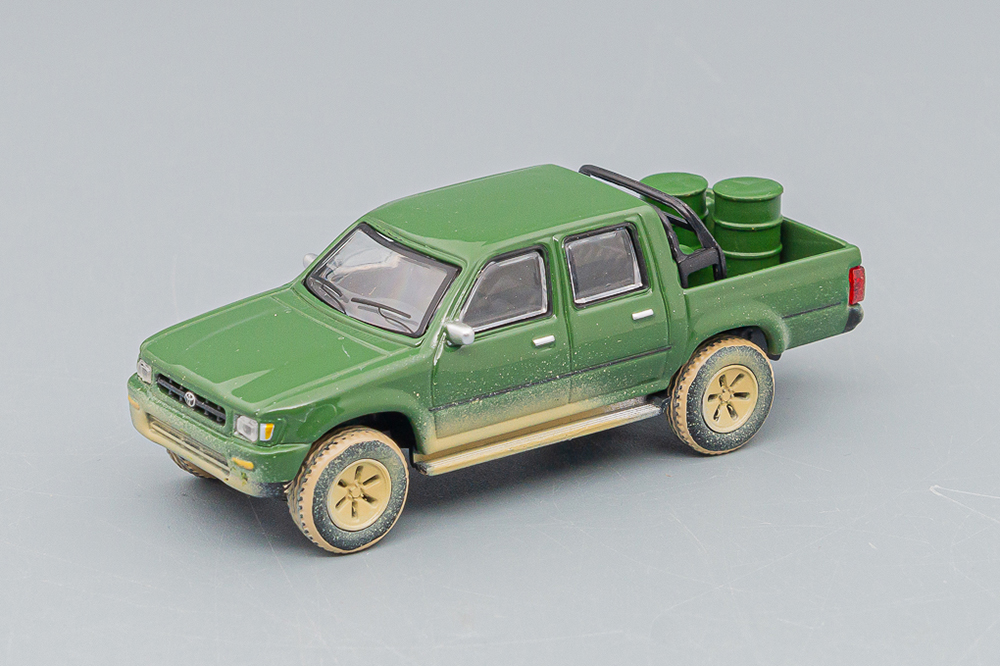 TOYOTA HILUX DIRTY (1993), GREEN (ДЛИНА МОДЕЛИ 6-10 СМ)