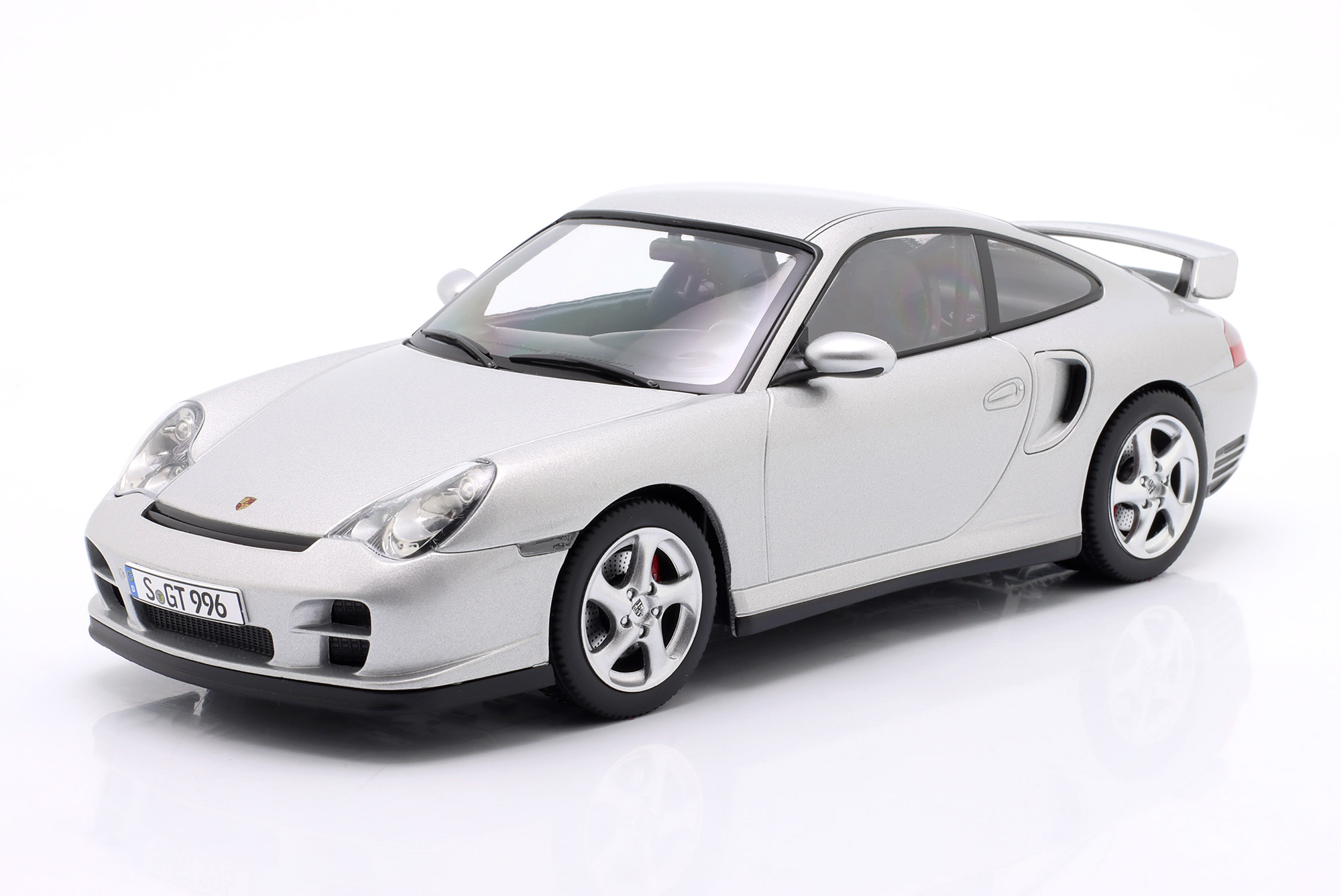 PORSCHE 911 (996) GT2 YEAR 2001 ARCTIC SILVER METALLIC / ПОРШЕ 911 996 ГТ2 АРКТИК СЕРЕБРИСТЫЙ МЕТАЛЛИК
