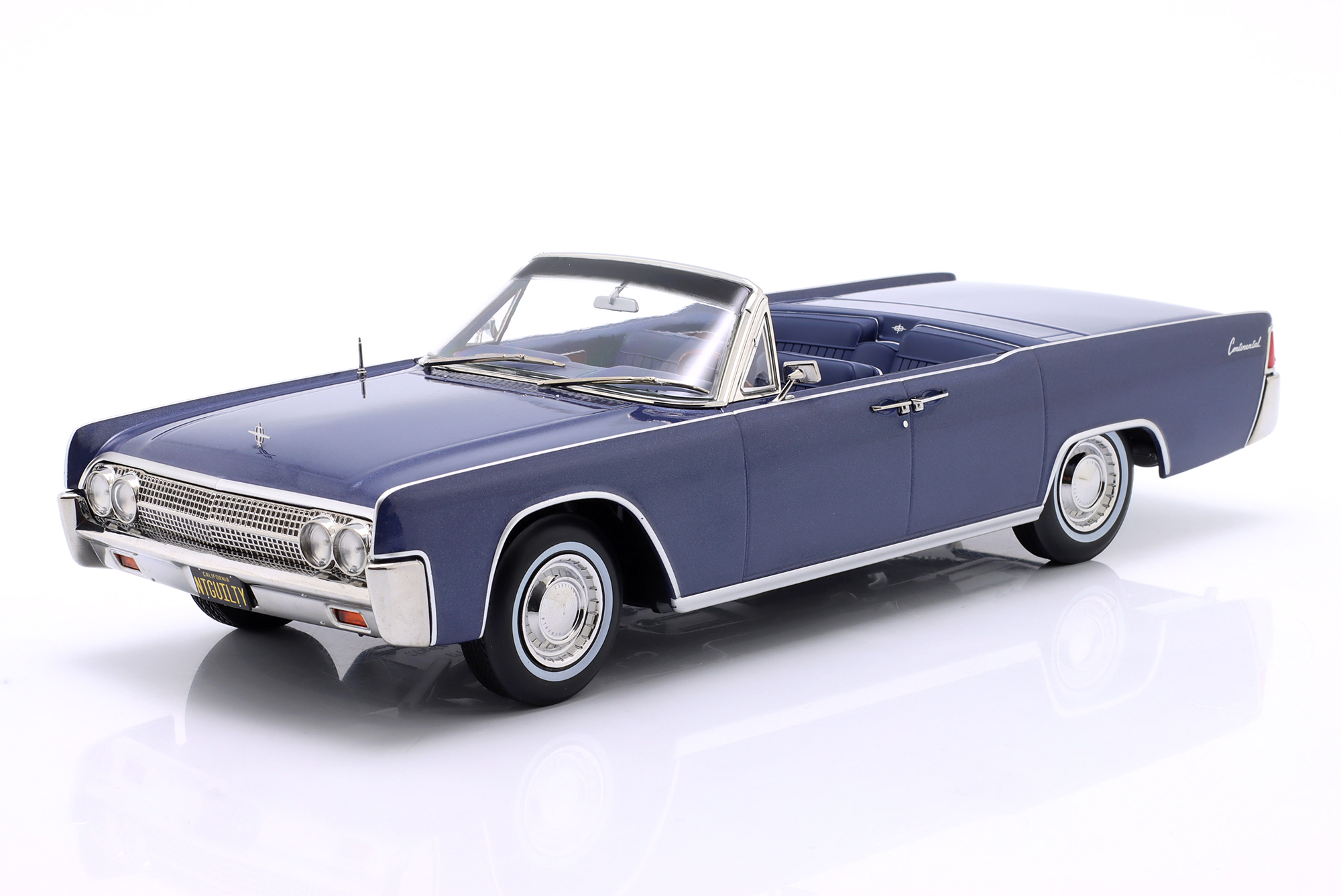LINCOLN CONTINENTAL CONVERTIBLE TV SERIES LINCOLN LAWYER 1963 BLUE METALLIC / ЛИНКОЛН КОНТИНЕНТАЛ КАБРИОЛЕТ ТВ СЕРИЯ ЛАВЙЕР СИНИЙ МЕТАЛЛИК