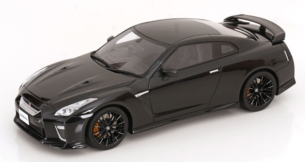 NISSAN GT-R 2020 BLACK
