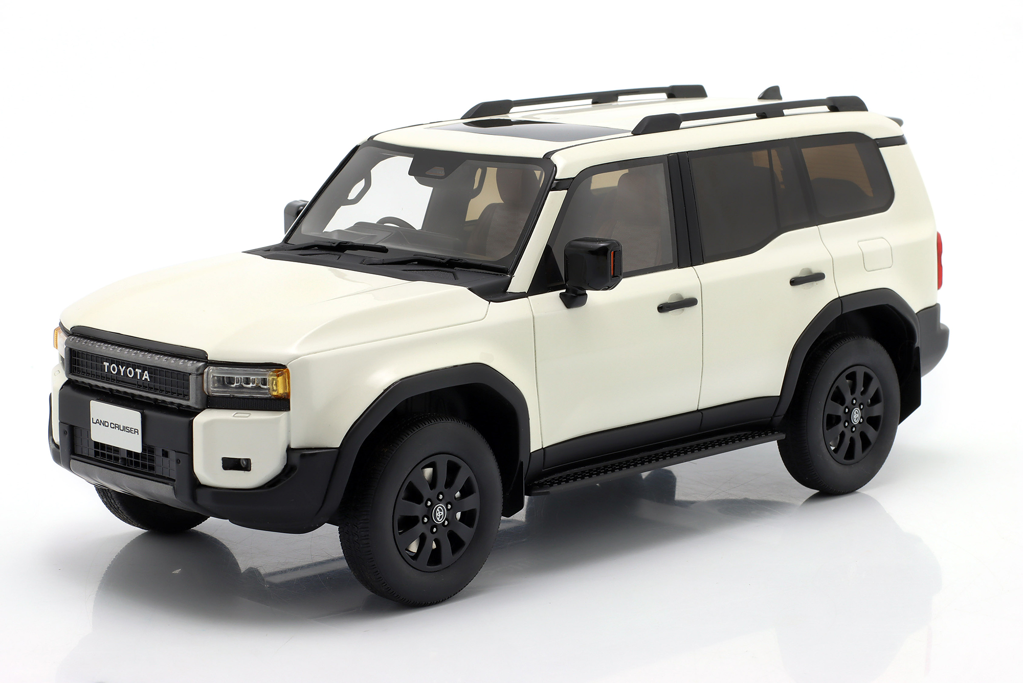 TOYOTA LAND CRUISER 250 YEAR 2024 WHITE / ТОЙОТА ЛАНД КРУИСЕР 250 БЕЛЫЙ