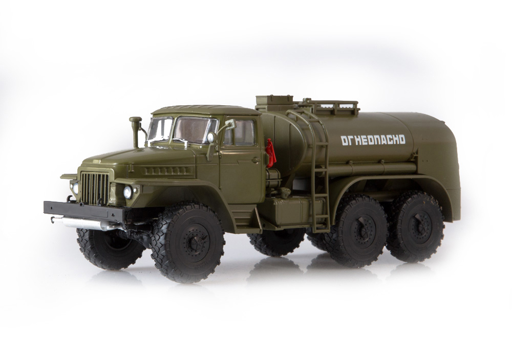 УРАЛЬСКИЙ ГРУЗОВИК БЕНЗОВОЗ ТЗ-5-375 (ЛЕГЕНДАРНЫЕ ГРУЗОВИКИ СССР #10)