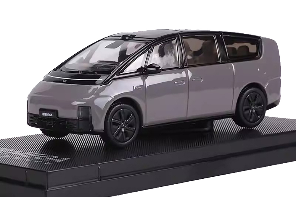 LIXIANG (LI AUTO) MEGA 2025 / ЛИСЯН МЕГА СВЕТЛО-СЕРЫЙ (ДЛИНА 7-10 СМ)