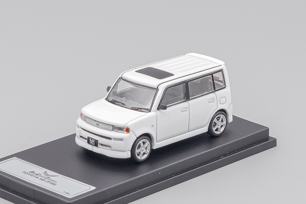 TOYOTA BB 2000, WHITE (ДЛИНА МОДЕЛИ 6-10 СМ)