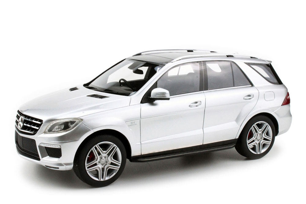 MERCEDES W166 ML 6.3 AMG 2016 IRIDIUM SILVER