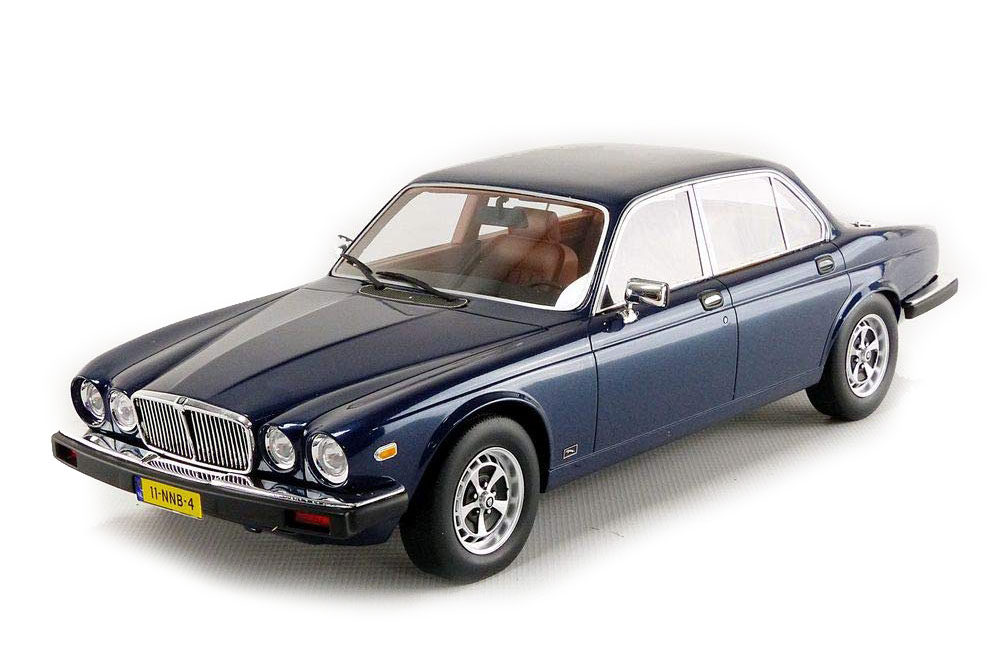 JAGUAR XJ6 1982 DARK BLUE LIMITED EDITION 250 PCS