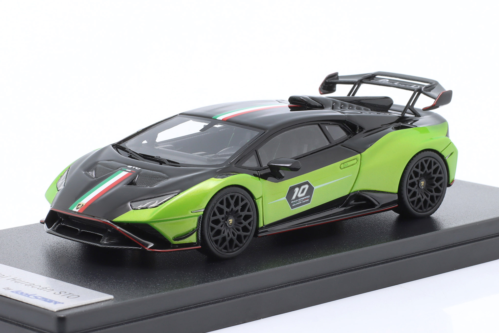 LAMBORGHINI HURACAN STO SC 10TH ANNIVERSARY 2023 GREEN / BLACK / ЛАМБОРГИНИ УРАКАН СТО СК 10 МЕСТО ЮБИЛЕЙНЫЙ ЗЕЛЕНЫЙ ЧЕРНЫЙ ИТАЛИИ