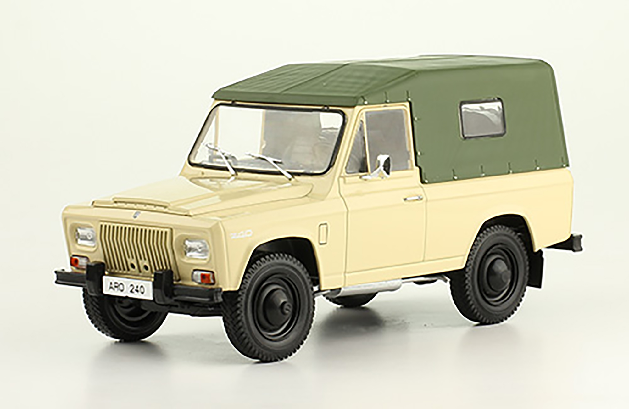 ARO 240 1972-2006 BEIGE / АРО 240 (ЛЕГЕНДАРНЫЕ СОВЕТСКИЕ АВТОМОБИЛИ  #85)*АРО - Масштабные модели 1:18 - 1:43 - 1:12 - Магазин масштабных моделей  МОДЕЛЛИСИМО