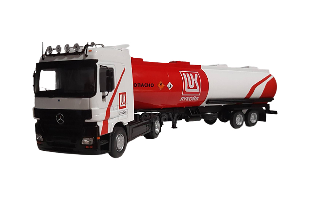 MERCEDES ACTROS OIL TANK 2022 LUKOIL RED/WHITE / МОДЕЛЬ ГРУЗОВИКА МЕРСЕДЕС АКТРОС БЕНЗОВОЗ ЛУКОЙЛ 2022 КРАСНО-БЕЛЫЙ