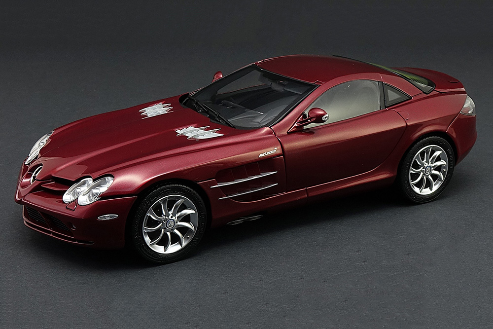 MERCEDES SLR MCLAREN 2003 DARK RED