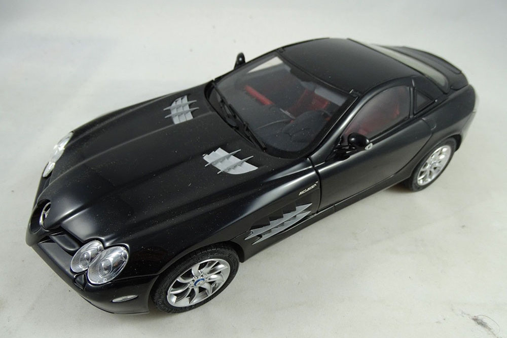 MERCEDES SLR MCLAREN 2003 BLACK