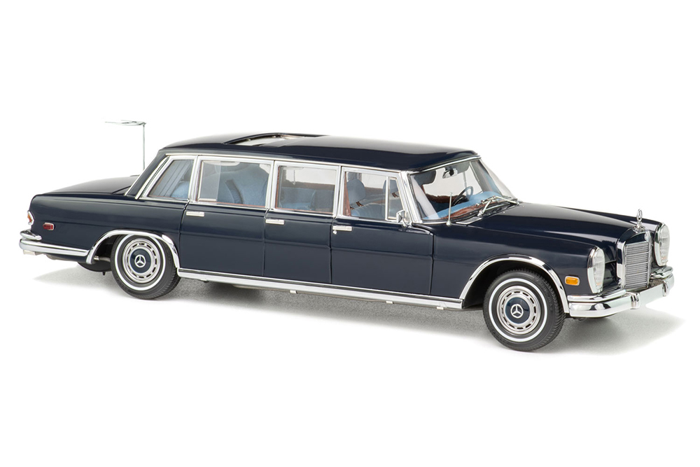 MERCEDES 600 PULLMAN “KING OF ROCK’N ROLL” 1960-1970 BLUE LIMITED EDITION 800 PCS.