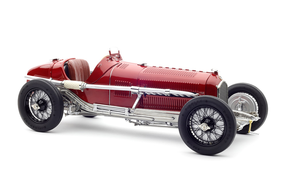 ALFA ROMEO P3 CUT-OFF MODEL, INCL. SHOWCASE, BASEPLATE WITH ENGRAVED PLAQUE, LIMITED EDITION 300