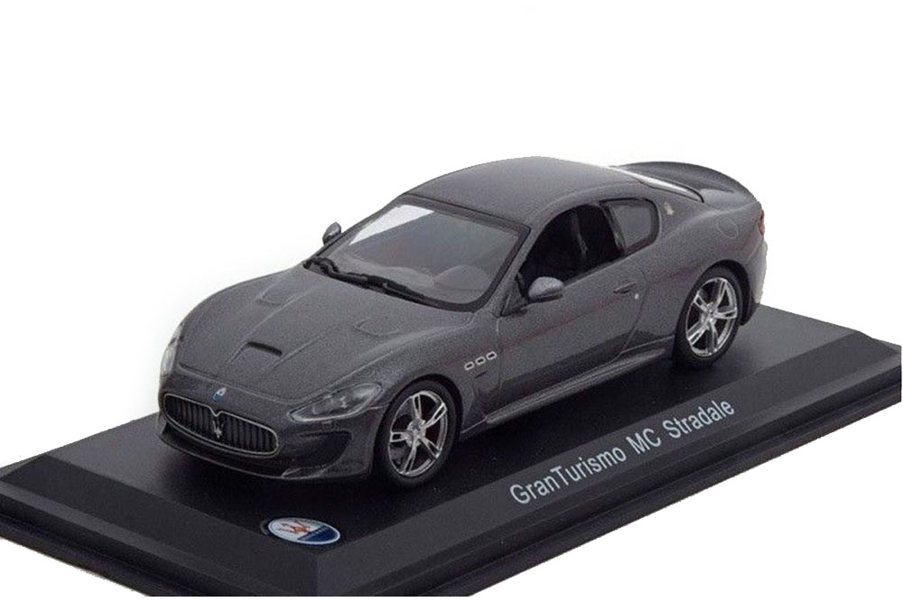 MASERATI GRANTURISMO MC STRADALE 2013 GREY