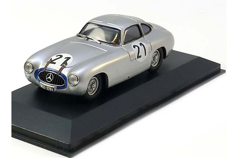 MERCEDES W196 300 SL #21 LANG/RIESS WINNER LE MANS 1952