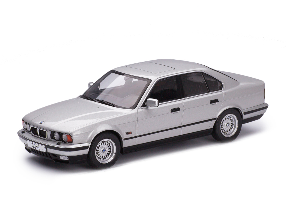 BMW E34 5-SERIES 540i 1992 SILVER