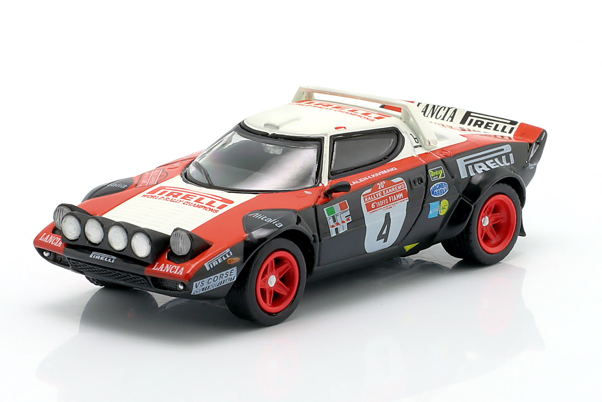 LANCIA STRATOS HF #4 WINNER RALLYE SANREMO 1978 ALEN, KIVIMÄKI 1:64 / ЛЯНЧА СТРАТОС ХФ ПОБЕДИТЕЛЬ РАЛЛИ САНРЕМО АЛЕН КИВИМАКИ