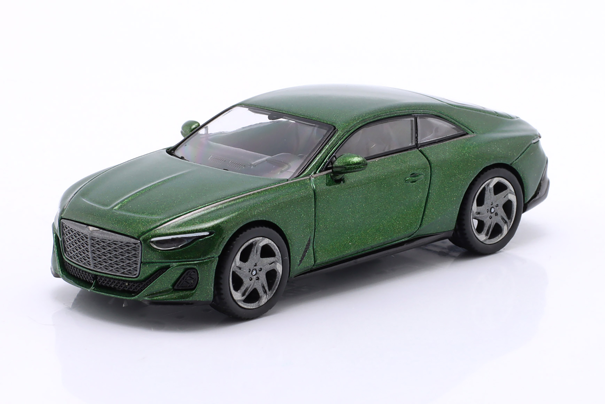 BENTLEY BATUR YEAR 2023 SCARAB GREEN / БЕНТЛИ БАТУР СКАРАБ ЗЕЛЕНЫЙ