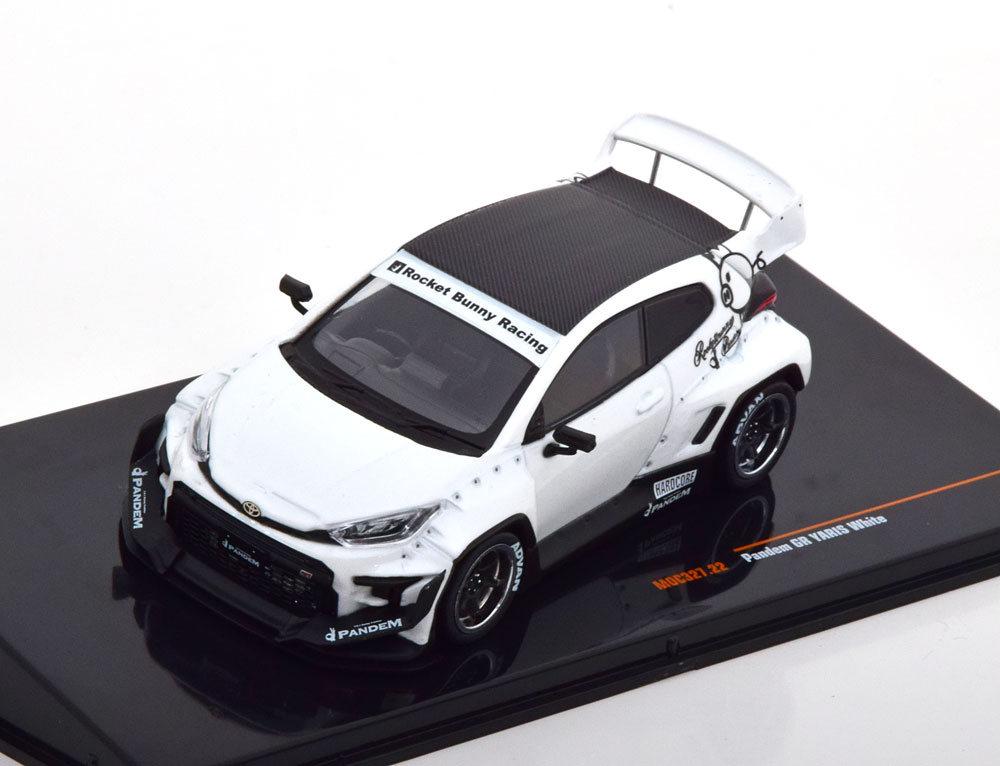 TOYOTA GR YARIS PANDEM WHITE