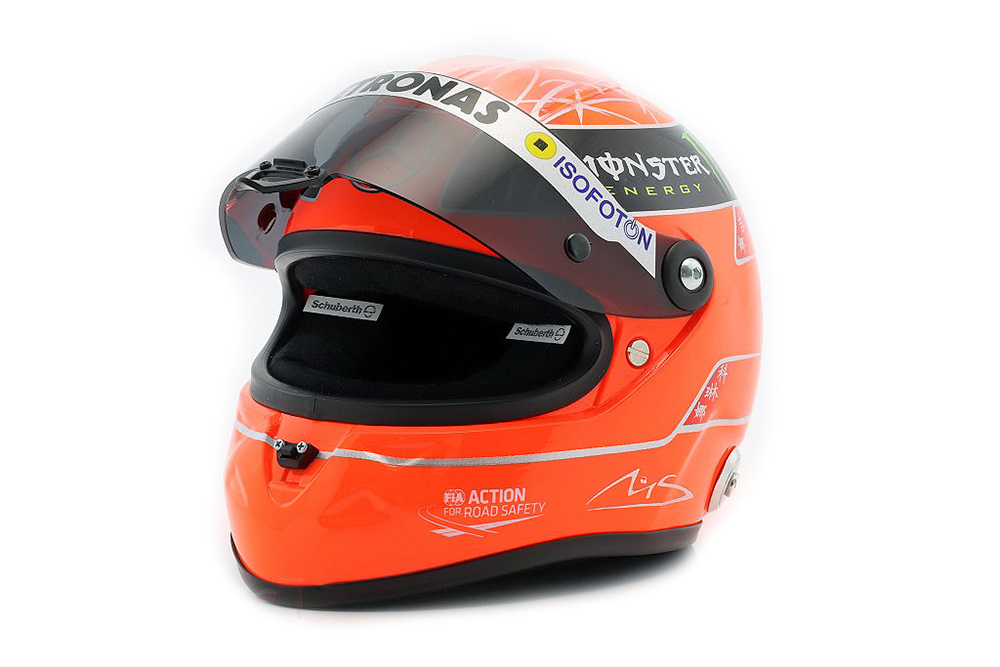 HELMET MICHAEL SCHUMACHER MERCEDES GP FORMULA 1 2012 / ШЛЕМ МИХАЭЛЯ ШУМАХЕРА МЕРСЕДЕС (РАЗМЕРЫ 15 х 11 х 10 см)