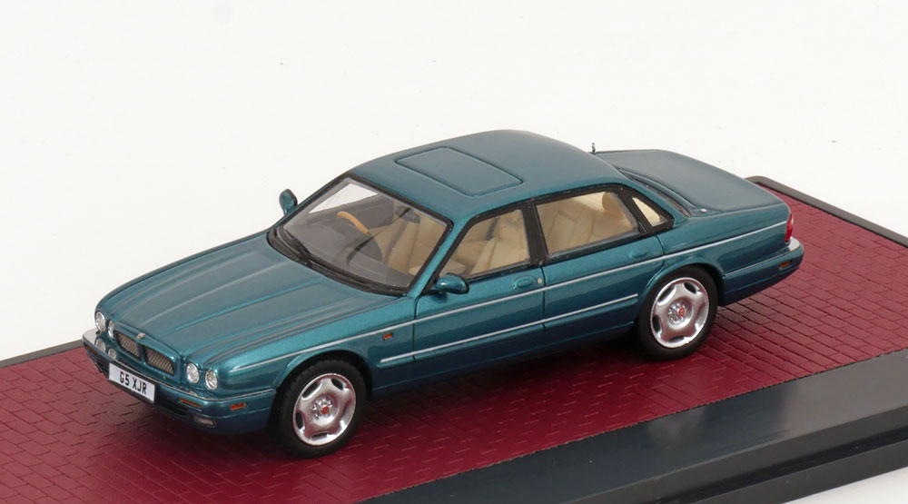 JAGUAR XJR X300 1994-1997 TURQUOISE-BLUEMETALLIC