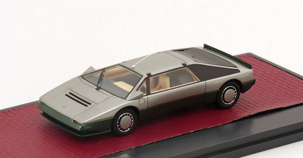 ASTON MARTIN BULLDOG 1980 LIGHTGREEN-METALLIC