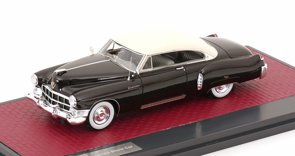 CADILLAC COUPE DEVILLE SHOW CAR 1949 BLACK WHITE