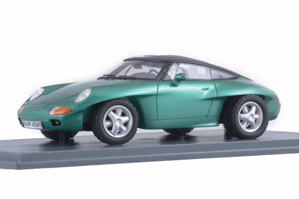 PORSCHE PANAMERICANA CLOSED METALLIC GREEN