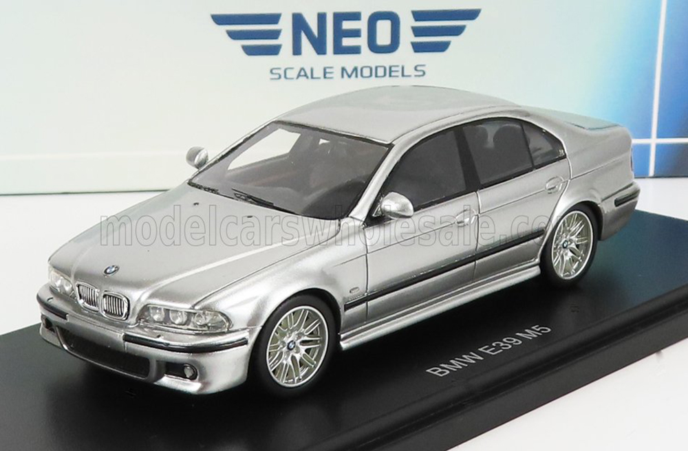 BMW 5-SERIES M5 E39 2002, SILVER